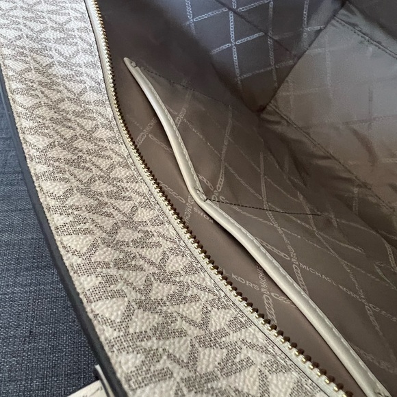 NWT MICHAEL KORS SINCLAIR LARGE EW CRAB TOTE HANDBAG - Picture 8 of 11